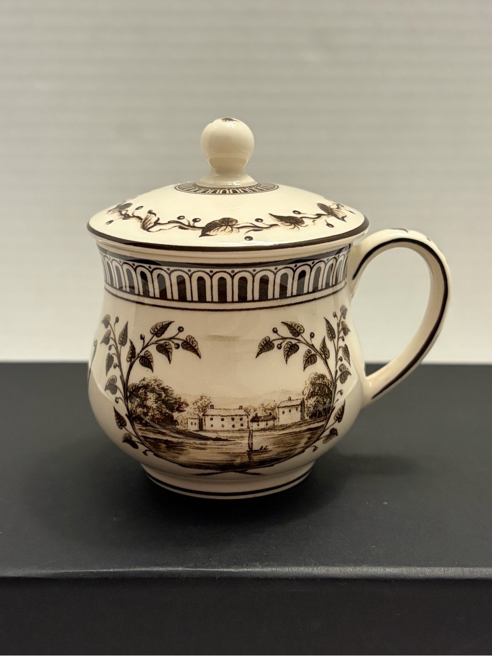 Wedgwood Queen's Ware Frog Service Ice Cup